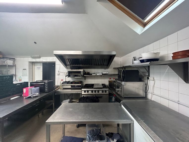 Property 3342 - image 6